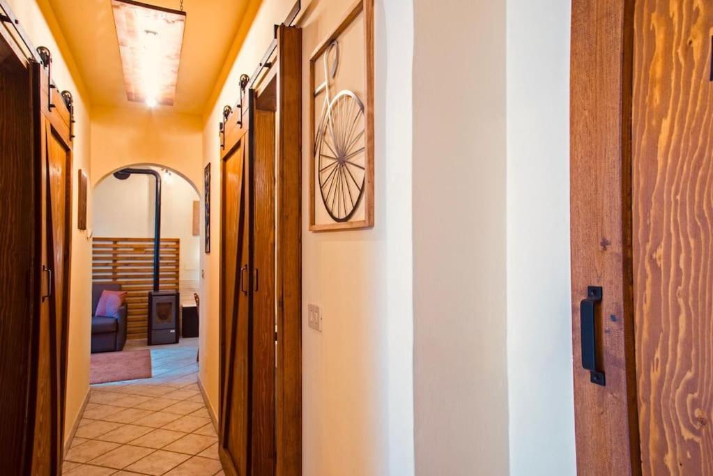 Relax Home,Nel Cuore Della Valle D'Aosta Montjovet Exterior photo